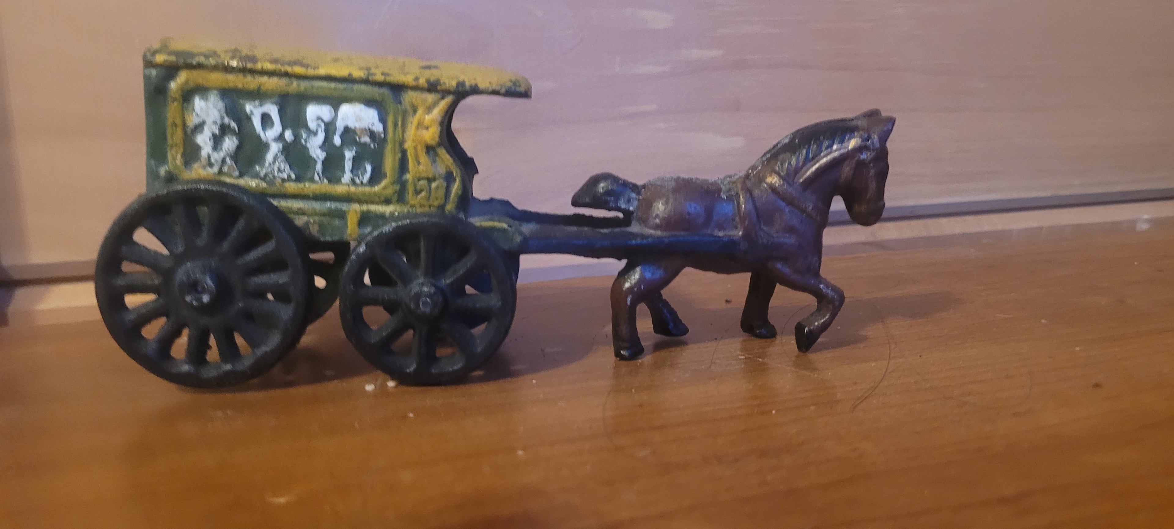 Calèche 1950 en fonte