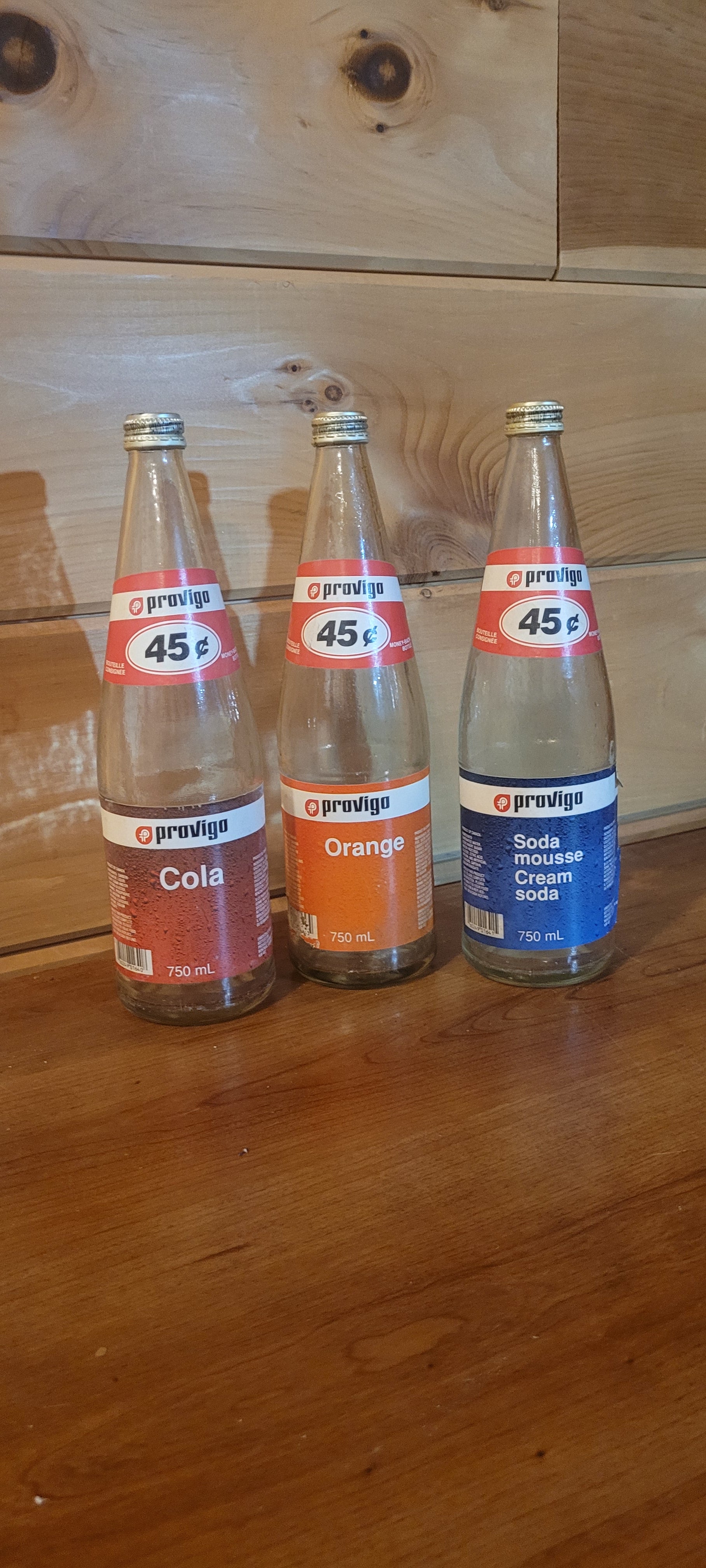 bouteilles Provigo vintage