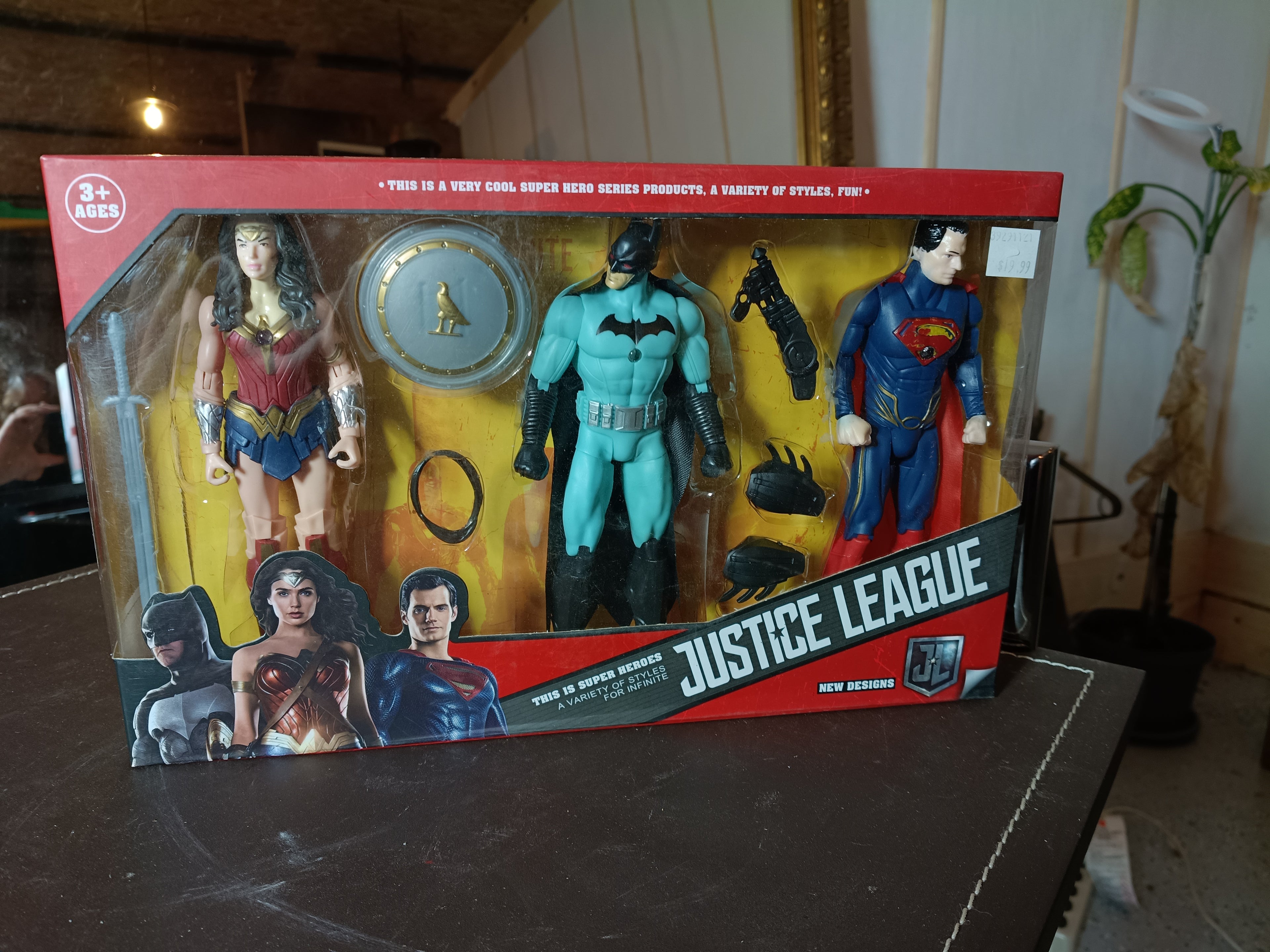 Jouet personnage de justice league